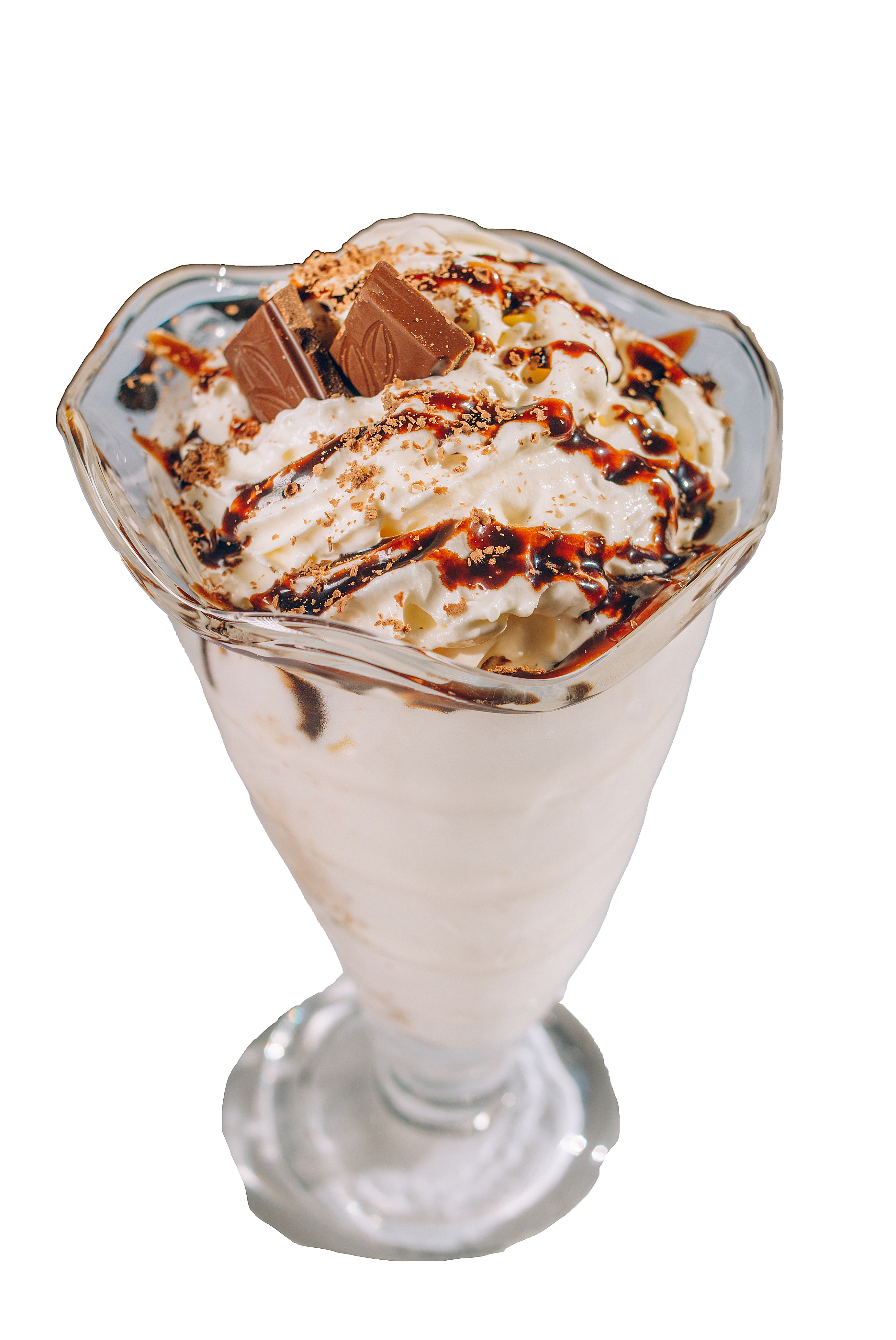 Мороженое с шоколадом, карамельным или ягодным соусом